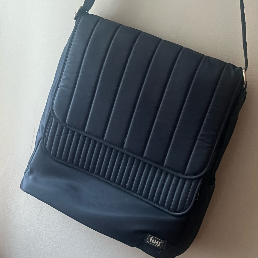 LUG Quilted Black Men's Messenger Bag